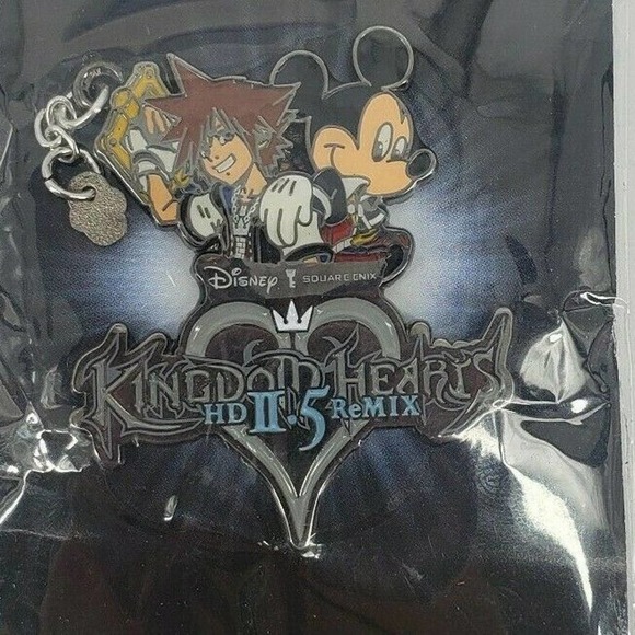 Disney Other - Kingdom Hearts HD 2.5 Remix Rare Promo Pin Disney